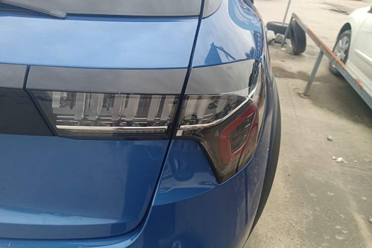Used Lynk & Co 02 2018 1.5T DCT Two-Wheel Drive Pro Version China V Emission Standard Right Rear Taillight