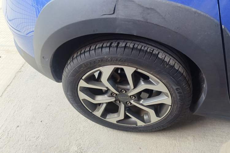 Used Lynk & Co 02 2018 1.5T DCT Two-Wheel Drive Pro Version China V Emission Standard Right Rear Wheel Hub