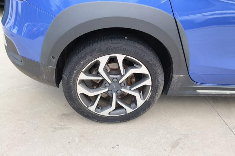 Used Lynk & Co 02 2018 2.0T DCT 4x4 Sport Pro Edition China V Standard Right Rear Wheel Hub