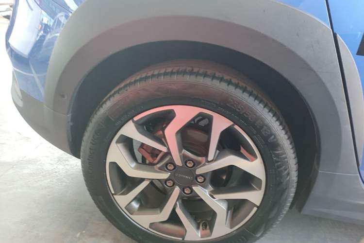 Used Lynk & Co 02 2018 1.5T DCT Two-Wheel Drive Pro Version China V Emission Standard Right Rear Wheel Hub