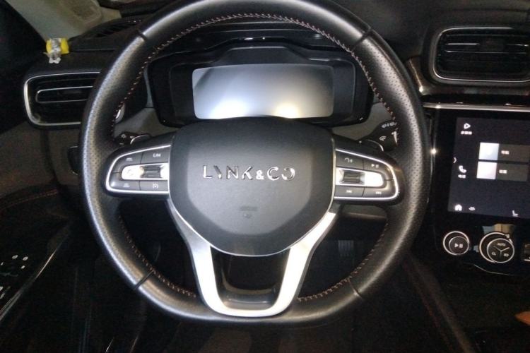 Used Lynk & Co 02 2018 1.5T DCT Two-Wheel Drive Pro Version China V Emission Standard Steering Wheel