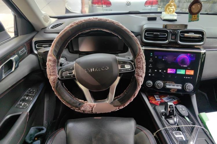 Used Lynk & Co 02 2018 1.5T DCT Two-Wheel Drive Pro Version China V Emission Standard Steering Wheel