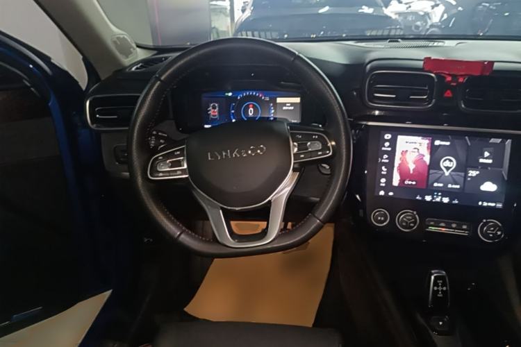Used Lynk & Co 02 2018 2.0T Automatic Two-Wheel Drive Pro Edition China VI Standard Steering Wheel