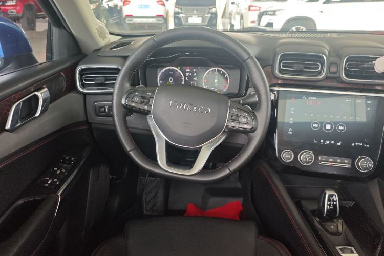 Used Lynk & Co 02 2018 1.5T DCT Two-Wheel Drive Sporty Version China V Standard Steering Wheel