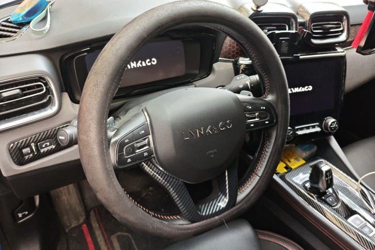 Used Lynk & Co 02 2018 1.5T DCT Two-Wheel Drive Pro Version China V Emission Standard Steering Wheel