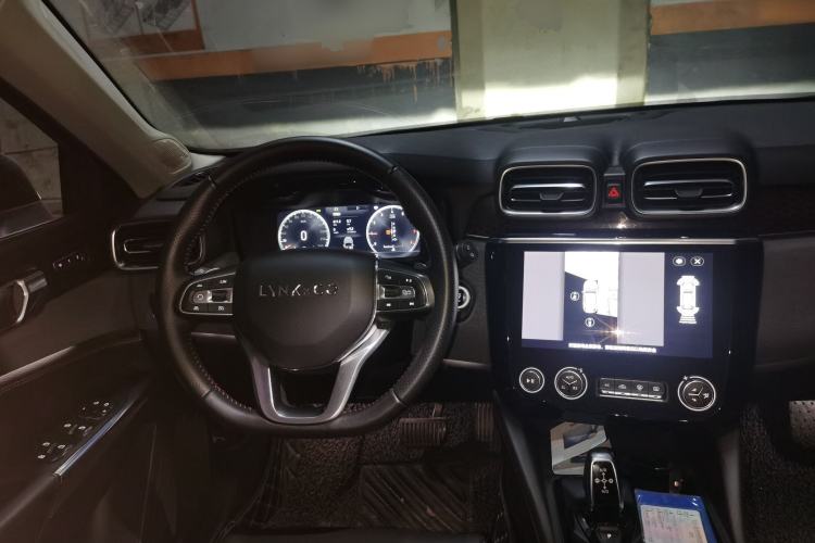 Used Lynk & Co 02 2018 1.5T DCT Two-Wheel Drive Pro Version China V Emission Standard Steering Wheel