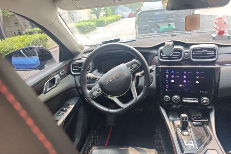 Used Lynk & Co 02 2018 1.5T DCT Two-Wheel Drive Pro Version China V Emission Standard Steering Wheel