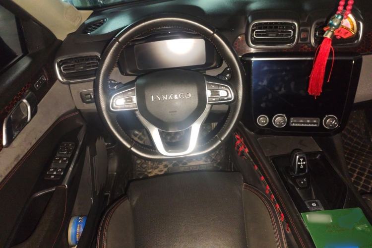 Used Lynk & Co 02 2018 1.5T DCT Two-Wheel Drive Pro Version China V Emission Standard Steering Wheel