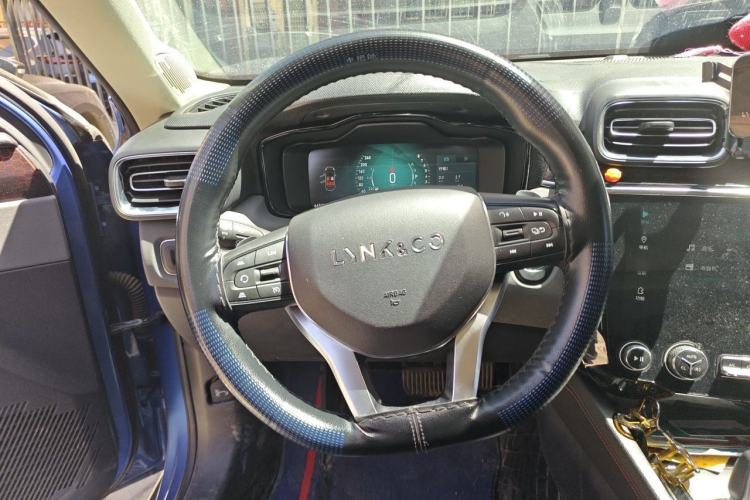 Used Lynk & Co 02 2018 1.5T DCT Two-Wheel Drive Sporty Version China V Standard Steering Wheel
