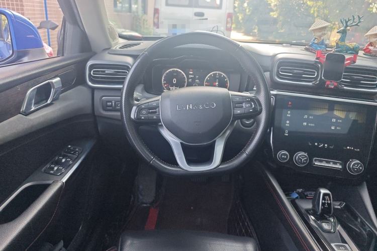 Used Lynk & Co 02 2018 1.5T DCT Two-Wheel Drive Sporty Version China V Standard Steering Wheel