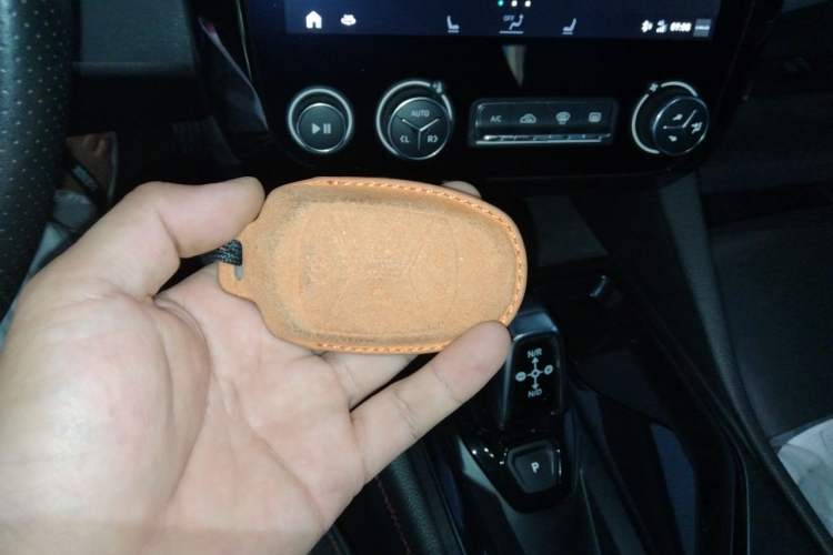 Used Lynk & Co 02 2018 1.5T DCT Two-Wheel Drive Pro Version China V Emission Standard Vehicle Key