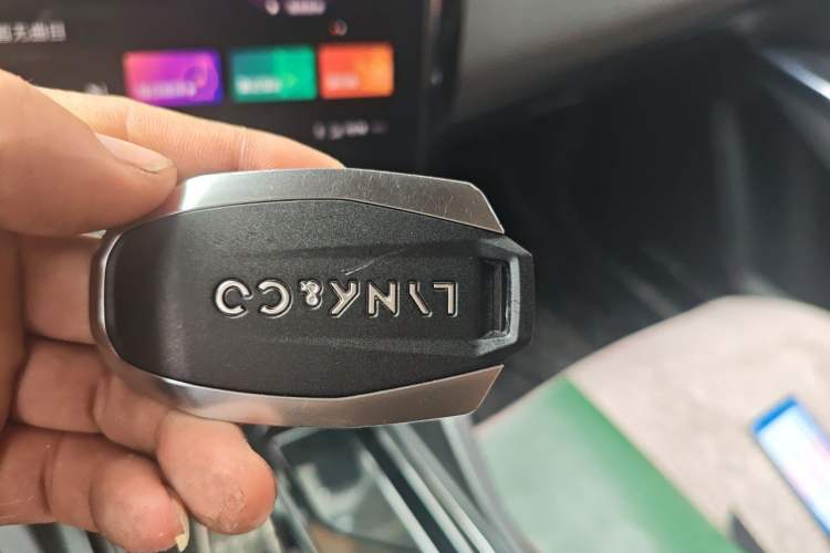 Used Lynk & Co 02 2018 1.5T DCT Two-Wheel Drive Pro Version China V Emission Standard Vehicle Key