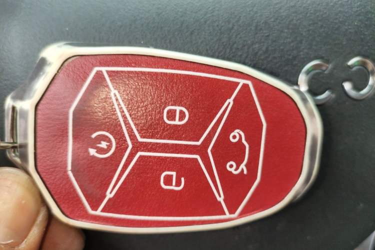 Used Lynk & Co 02 2018 1.5T DCT Two-Wheel Drive Pro Version China V Emission Standard Vehicle Key