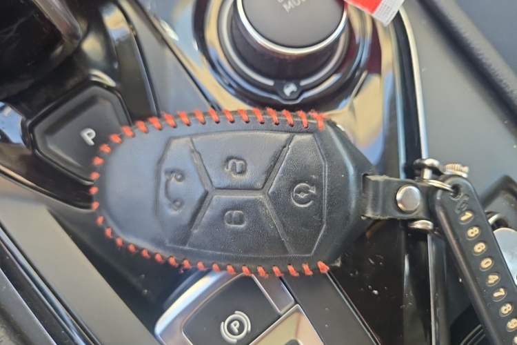 Used Lynk & Co 02 2018 2.0T DCT 4x4 Sport Pro Edition China V Standard Vehicle Key