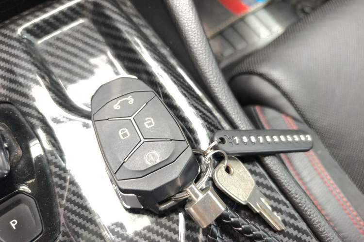 Used Lynk & Co 02 2018 1.5T DCT Two-Wheel Drive Zhaoban China V Standard Vehicle Key