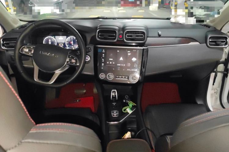 Used Lynk & Co 02 2018 1.5T DCT Two-Wheel Drive Pro Version China V Emission Standard Center Console
