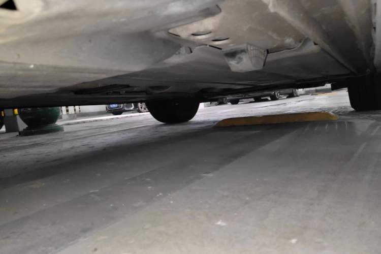 Used Lynk & Co 02 2018 1.5T DCT Two-Wheel Drive Pro Version China V Emission Standard Chassis Rear Right