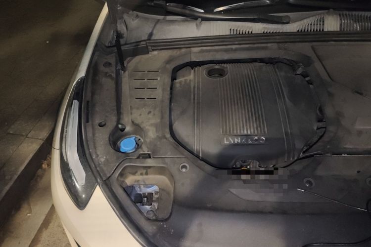 Used Lynk & Co 02 2018 1.5T DCT Two-Wheel Drive Pro Version China V Emission Standard Engine Bay Right