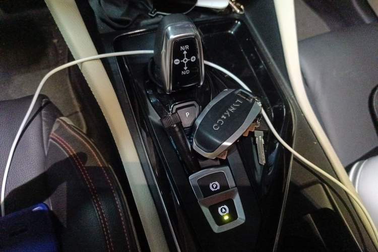 Used Lynk & Co 02 2018 1.5T DCT Two-Wheel Drive Zhaopu Version China V Standard Gear Lever