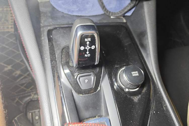 Used Lynk & Co 02 2018 2.0T DCT 4x4 Sport Pro Edition China V Standard Gear Lever