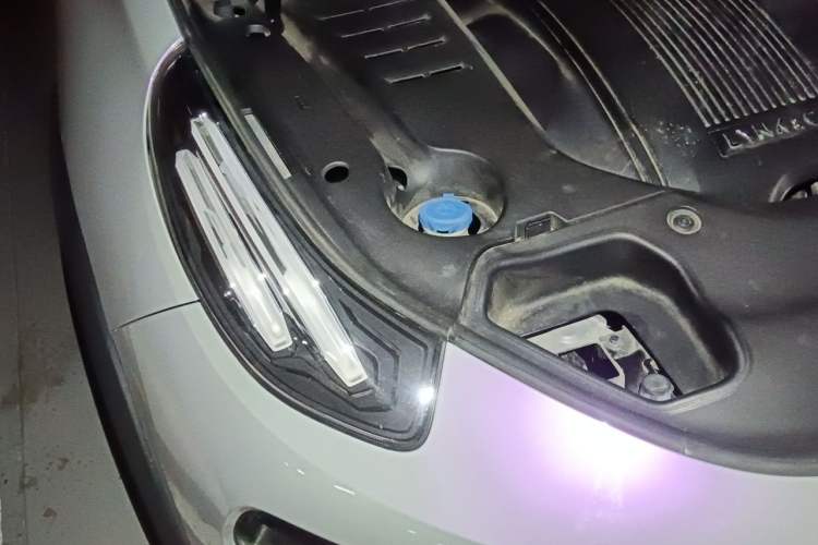 Used Lynk & Co 02 2018 1.5T DCT Two-Wheel Drive Zhaopu Version China V Standard Right Front Headlight