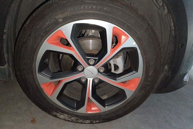 Used Lynk & Co 02 2018 1.5T DCT Two-Wheel Drive Zhaopu Version China V Standard Right Front Wheel Hub