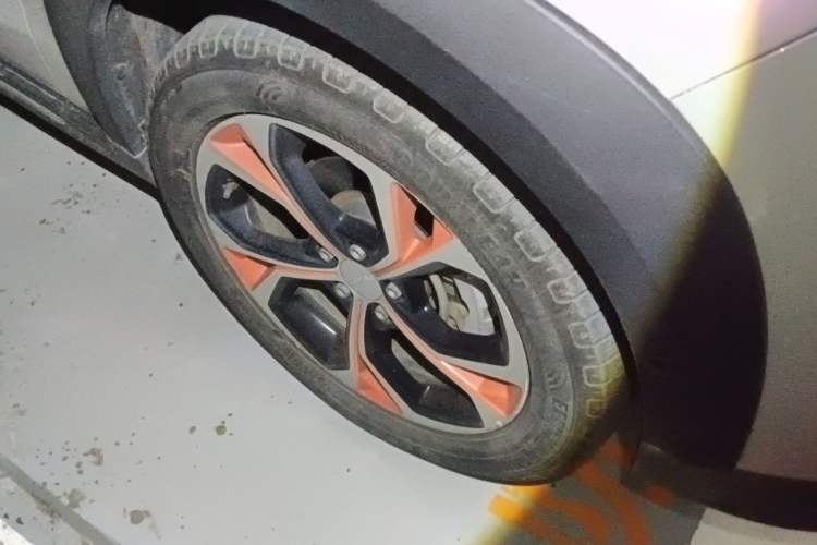 Used Lynk & Co 02 2018 1.5T DCT Two-Wheel Drive Zhaopu Version China V Standard Right Front Wheel Hub