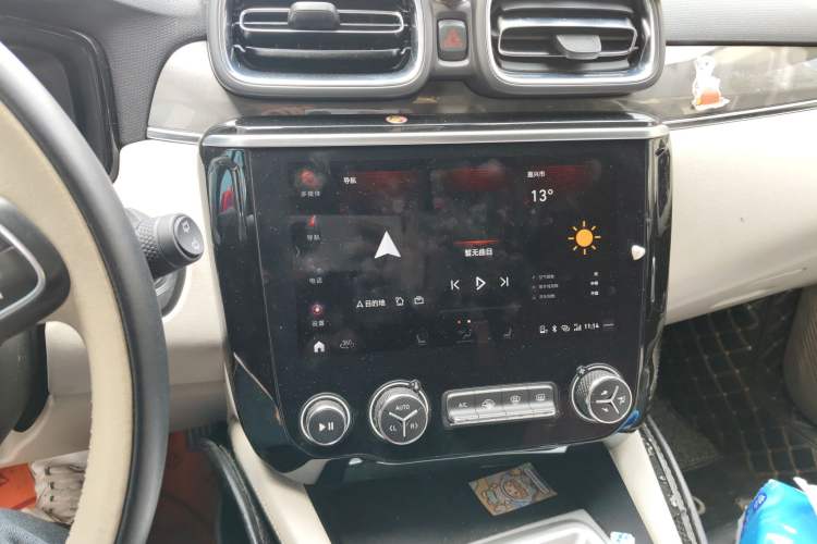 Used Lynk & Co 02 2018 1.5T DCT Two-Wheel Drive Zhaopu Version China V Standard Audio And AC Panel