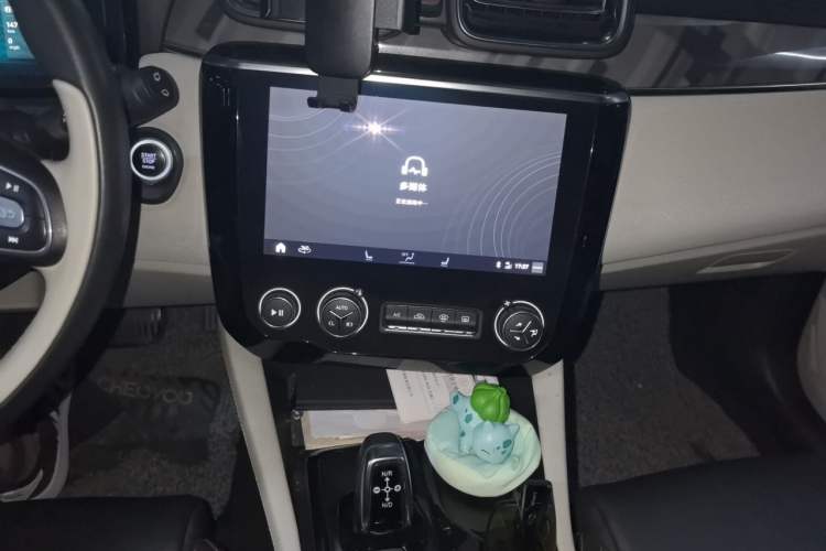 Used Lynk & Co 02 2018 1.5T DCT Two-Wheel Drive Zhaopu Version China V Standard Audio And AC Panel