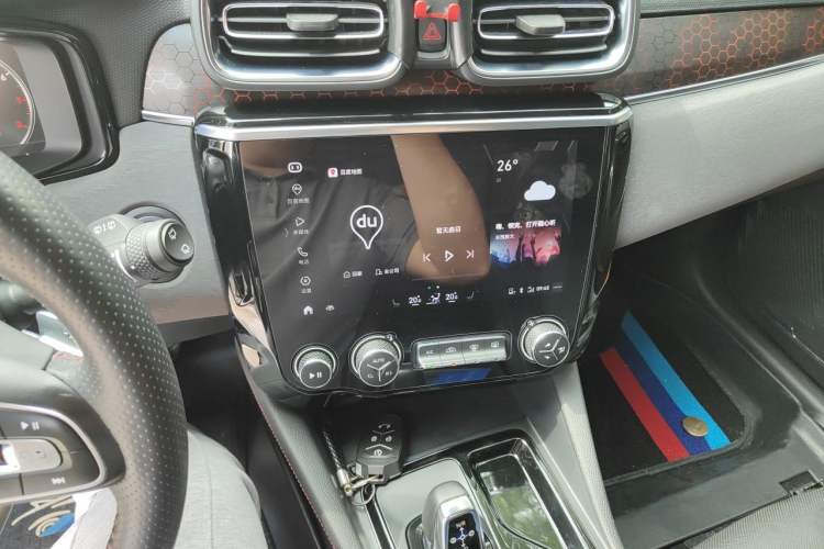 Used Lynk & Co 02 2018 2.0T Automatic Two-Wheel Drive Pro Edition China VI Standard Audio And AC Panel