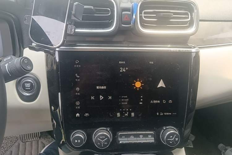 Used Lynk & Co 02 2018 1.5T DCT Two-Wheel Drive Zhaopu Version China V Standard Audio And AC Panel