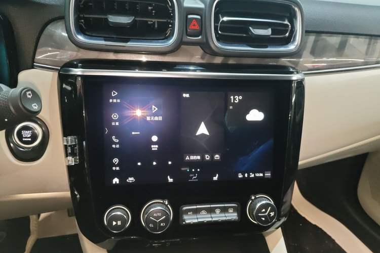 Used Lynk & Co 02 2018 1.5T DCT Two-Wheel Drive Zhaopu Version China V Standard Audio And AC Panel