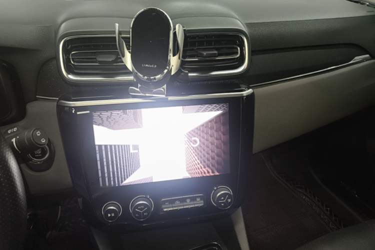 Used Lynk & Co 02 2018 1.5T DCT Two-Wheel Drive Pro Version China V Emission Standard Audio And AC Panel