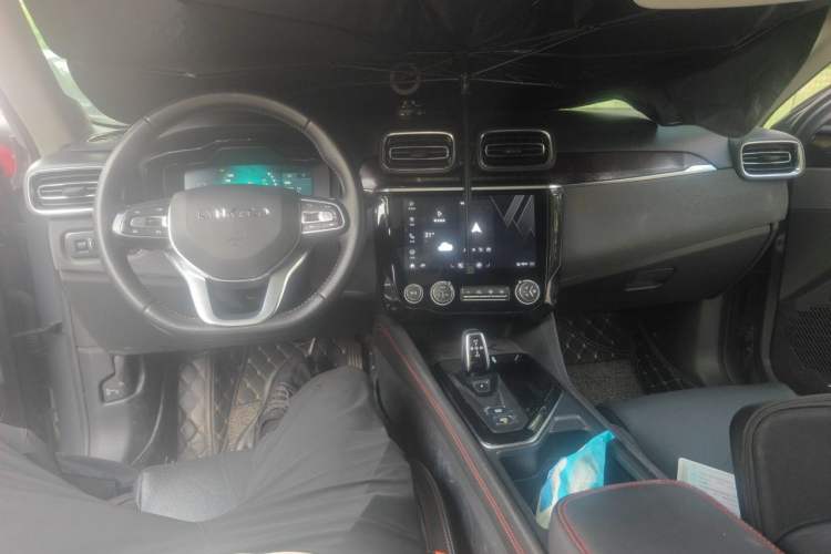 Used Lynk & Co 02 2018 1.5T DCT Two-Wheel Drive Pro Version China V Emission Standard Center Console