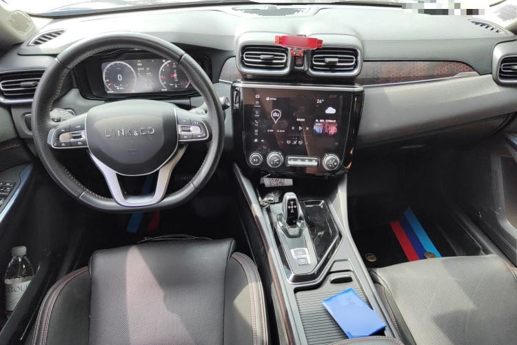 Used Lynk & Co 02 2018 2.0T Automatic Two-Wheel Drive Pro Edition China VI Standard Center Console