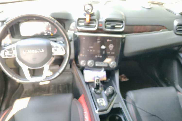 Used Lynk & Co 02 2018 1.5T DCT Two-Wheel Drive Pro Version China V Emission Standard Center Console