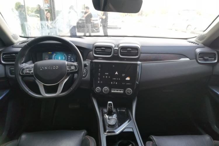 Used Lynk & Co 02 2018 1.5T DCT Two-Wheel Drive Pro Version China V Emission Standard Center Console