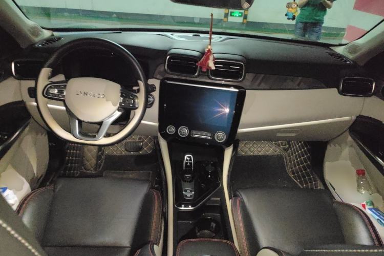 Used Lynk & Co 02 2018 1.5T DCT Two-Wheel Drive Zhaopu Version China V Standard Center Console