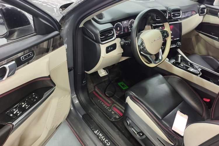 Used Lynk & Co 02 2018 1.5T DCT Two-Wheel Drive Zhaopu Version China V Standard Driver Seat