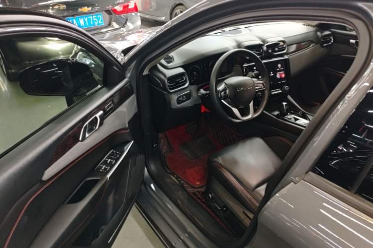 Used Lynk & Co 02 2018 1.5T DCT Two-Wheel Drive Pro Version China V Emission Standard Driver Seat