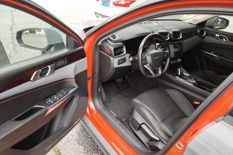 Used Lynk & Co 02 2018 1.5T DCT Two-Wheel Drive Sporty Version China V Standard Driver Seat