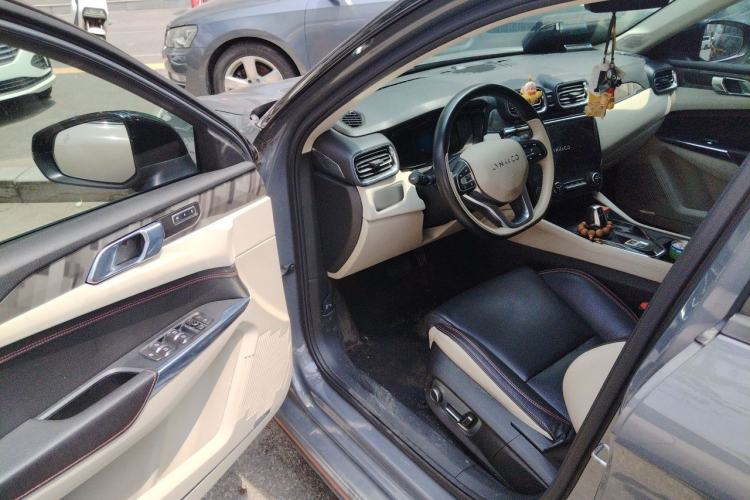 Used Lynk & Co 02 2018 1.5T DCT Two-Wheel Drive Zhaopu Version China V Standard Driver Seat