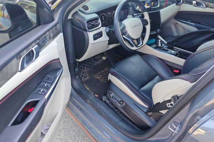 Used Lynk & Co 02 2018 1.5T DCT Two-Wheel Drive Zhaopu Version China V Standard Driver Seat