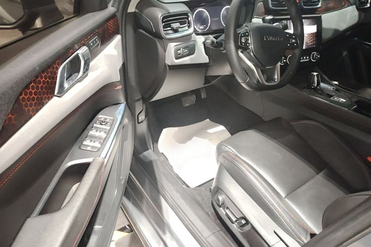 Used Lynk & Co 02 2018 1.5T DCT Two-Wheel Drive Pro Version China V Emission Standard Driver Seat