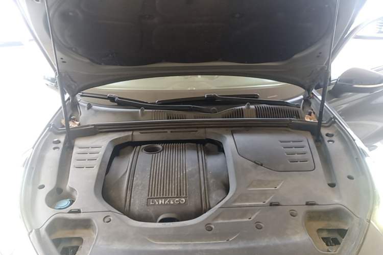 Used Lynk & Co 02 2018 1.5T DCT Two-Wheel Drive Zhaopu Version China V Standard Engine Bay