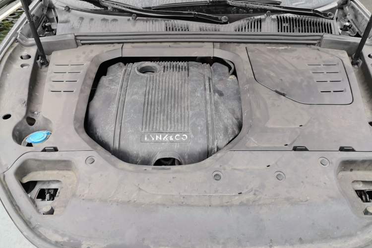 Used Lynk & Co 02 2018 1.5T DCT Two-Wheel Drive Pro Version China V Emission Standard Engine Bay