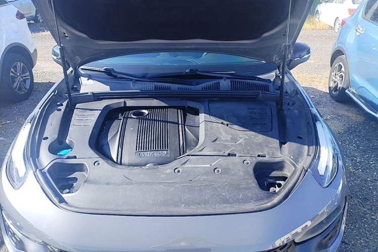 Used Lynk & Co 02 2018 1.5T DCT Two-Wheel Drive Zhaopu Version China V Standard Engine Bay