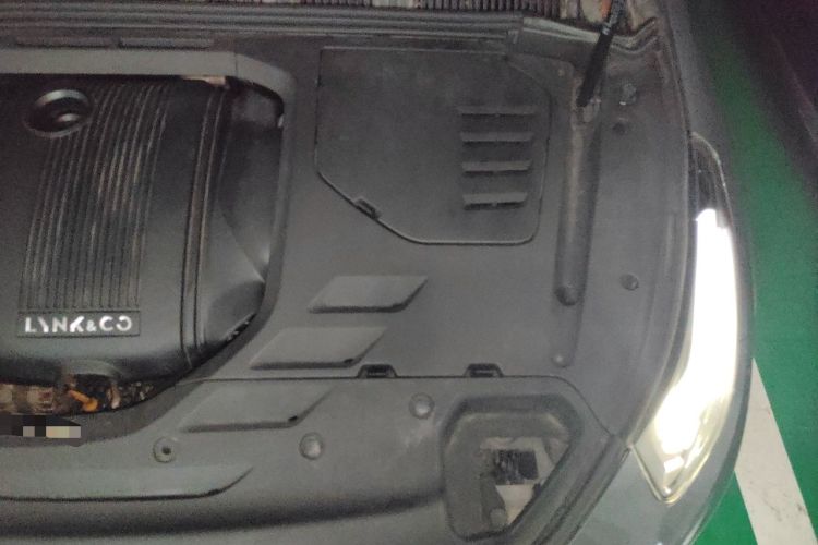 Used Lynk & Co 02 2018 1.5T DCT Two-Wheel Drive Zhaopu Version China V Standard Engine Bay Left