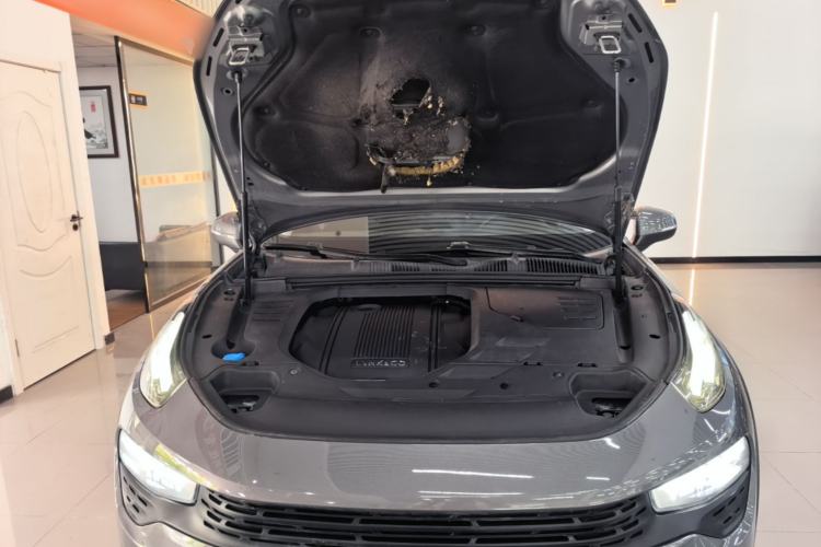 Used Lynk & Co 02 2018 1.5T DCT Two-Wheel Drive Sporty Version China V Standard Engine Bay