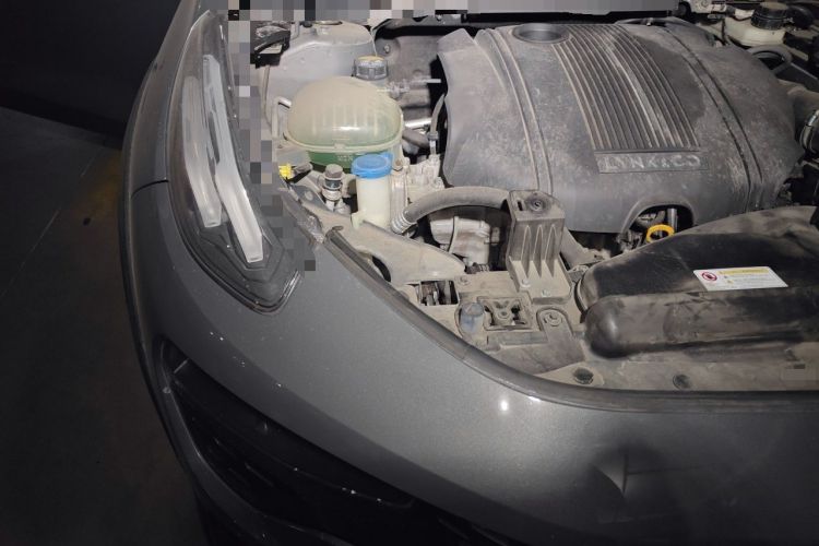 Used Lynk & Co 02 2018 1.5T DCT Two-Wheel Drive Zhaopu Version China V Standard Engine Bay Right